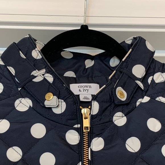 Nearly New (Only Worn Once) Cute Crown & Ivy Sleeveless Quilted Polka Dot Vest - Picture 2 of 9